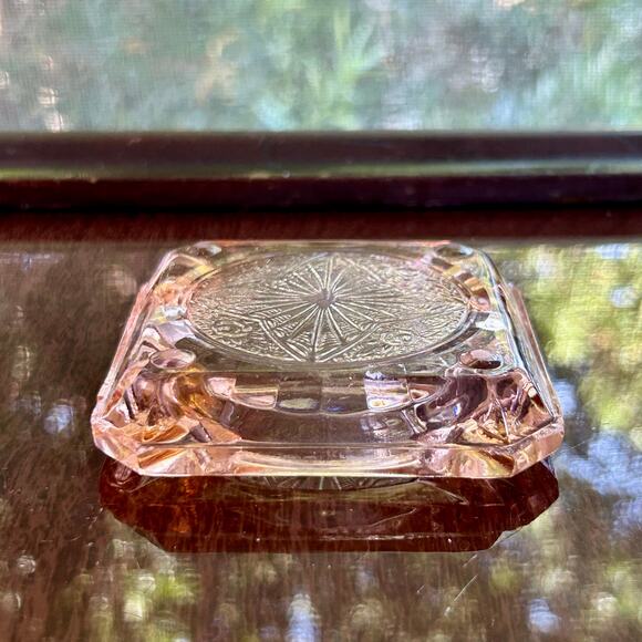 Vintage Ceramic Soap Dish with Bird Motif – European Soaps - Picture 8 of 9